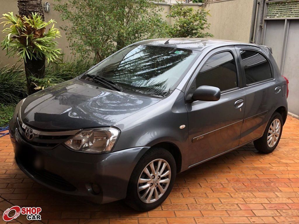 Toyota Etios Hatch Chumbo Campo Grande Shopcar