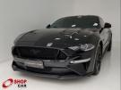 FORD Mustang GT Premium 5.0 V8 32v Preta