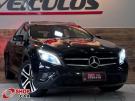 MERCEDES-BENZ GLA 200 Vision Black Edition 1.6T 16v Preta