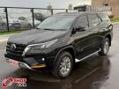 TOYOTA Hilux SW4 SRX D4-D 2.8TDi 16v 4x4 Preta