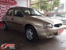 GM - Chevrolet Corsa Sedan Classic Spirit 1.0 Dourada