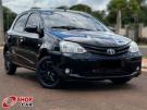 TOYOTA Etios Hatch XS 1.5 16v Preta