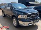 RAM 1500 Classic Laramie 5.7 V8 4X4 C.D. Preta