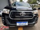 TOYOTA Hilux SR D4-D 2.8TDi 16v 4X4 C.D. Preta