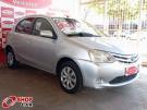 TOYOTA Etios Hatch XS 1.3 16v Prata