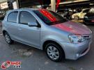 TOYOTA Etios Hatch XS 1.3 16v Prata