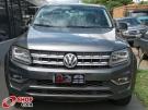 VW - Volkswagen Amarok Highline 3.0TDi V6 24v 4x4 C.D. Cinza