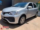 TOYOTA Etios Hatch X 1.3 16v Prata