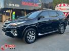 TOYOTA Hilux SW4 SRX D4-D 2.8TDi 16v 4x4 Preta