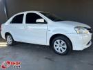 TOYOTA Etios Sedan XS 1.5 16v Branca