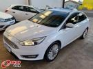 FORD Focus Fastback Titanium 2.0 16v Powershift Branca