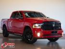 RAM 1500 Classic Laramie 5.7 V8 4X4 C.D. Vermelha