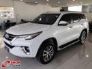 TOYOTA Hilux SW4 SRX D4-D 2.8TDi 16v 4x4 Branca