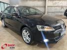 VW - Volkswagen Jetta Highline 2.0 16v TSi Preta