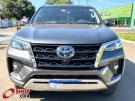 TOYOTA Hilux SW4 SRX D4-D 2.8TDi 16v 4x4 Cinza