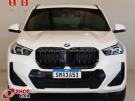 BMW iX1 xDrive30 M Sport Branca
