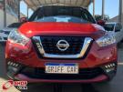 NISSAN Kicks SV 1.6 16v Vermelha