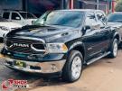 RAM 1500 Classic Laramie 5.7 V8 4X4 C.D. Preta