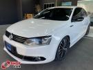 VW - Volkswagen Jetta Highline 2.0 16v TSi Branca