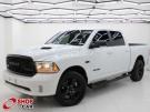 RAM 1500 Classic Laramie 5.7 V8 4X4 C.D. Branca