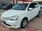 TOYOTA Etios Hatch XS 1.5 16v Branca