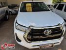 TOYOTA Hilux SRV D4-D 2.8TDi 16v 4X4 C.D. Branca