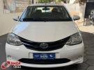 TOYOTA Etios Sedan X 1.5 16v Branca