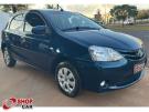 TOYOTA Etios Hatch X 1.3 16v Azul