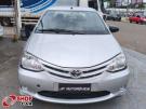 TOYOTA Etios Sedan X 1.5 16v Prata