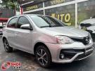 TOYOTA Etios Hatch Platinum 1.5 16v Prata