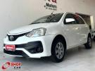 TOYOTA Etios Hatch XS 1.5 16v Branca