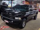 DODGE Ram 1500 V8 C.E. Preta