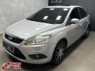 FORD Focus Sedan Ghia 2.0 16v Prata