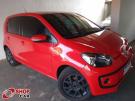 VW - Volkswagen Up! High 1.0 12v 4p. Vermelha