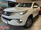 TOYOTA Hilux SW4 SRX D4-D 2.8TDi 16v 4x4 Branca