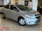 GM - Chevrolet Onix Joy 1.0 Preta/Prata