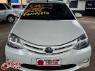 TOYOTA Etios Hatch X 1.3 16v Branca