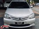 TOYOTA Etios Hatch X 1.3 16v Prata