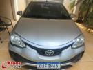 TOYOTA Etios Hatch XS 1.5 16v Prata