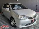 TOYOTA Etios Sedan XS 1.5 16v Prata