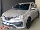 TOYOTA Etios Hatch X 1.3 16v Prata