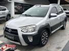 TOYOTA Etios Hatch Cross 1.5 16v Prata