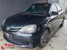 TOYOTA Etios Hatch X 1.3 16v Preta