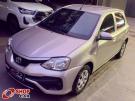 TOYOTA Etios Hatch X 1.3 16v Prata