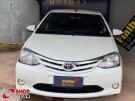 TOYOTA Etios Hatch XLS 1.5 16v Branca
