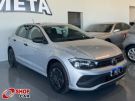 VW - Volkswagen Polo Hatch Track 1.0 12v Amarela/Preta