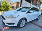 FORD Focus Fastback SE 2.0 16v Powershift Branca