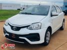 TOYOTA Etios Hatch X 1.3 16v Branca