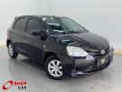 TOYOTA Etios Hatch X 1.3 16v Preta