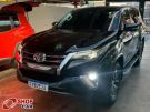 TOYOTA Hilux SW4 SRX D4-D 2.8TDi 16v 4x4 Preta